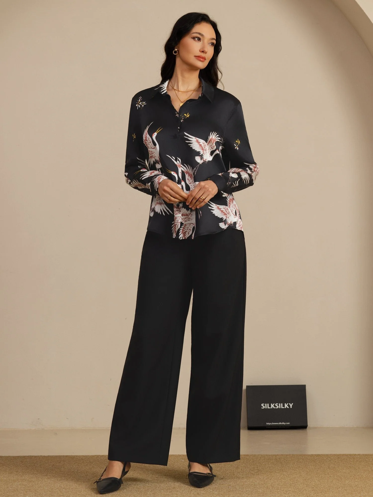 19Momme Pure Silk Long Sleeve Lapel Collar Women's Crane Print Button Blouse - Image 16