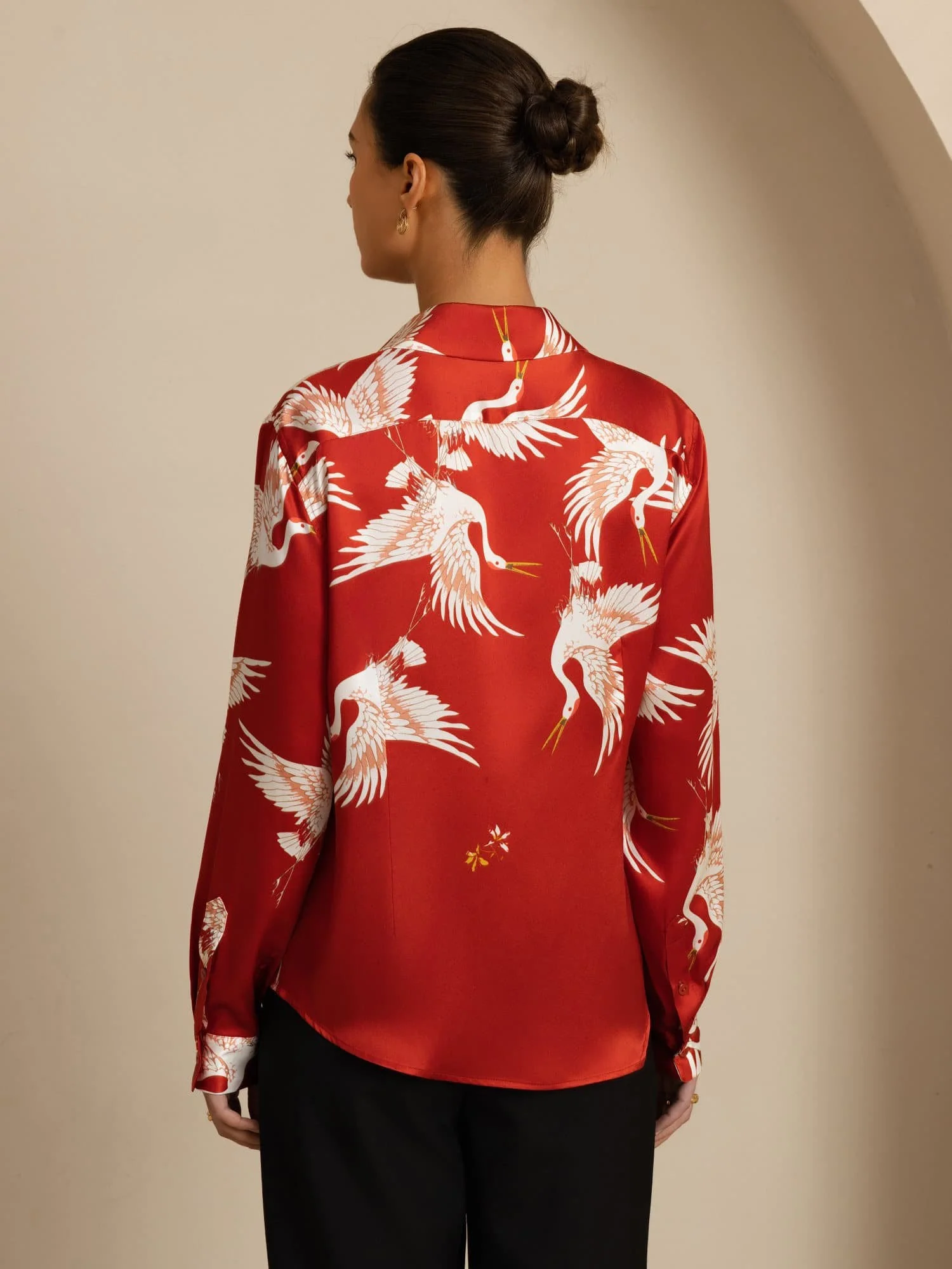 19Momme Pure Silk Long Sleeve Lapel Collar Women's Crane Print Button Blouse - Image 18