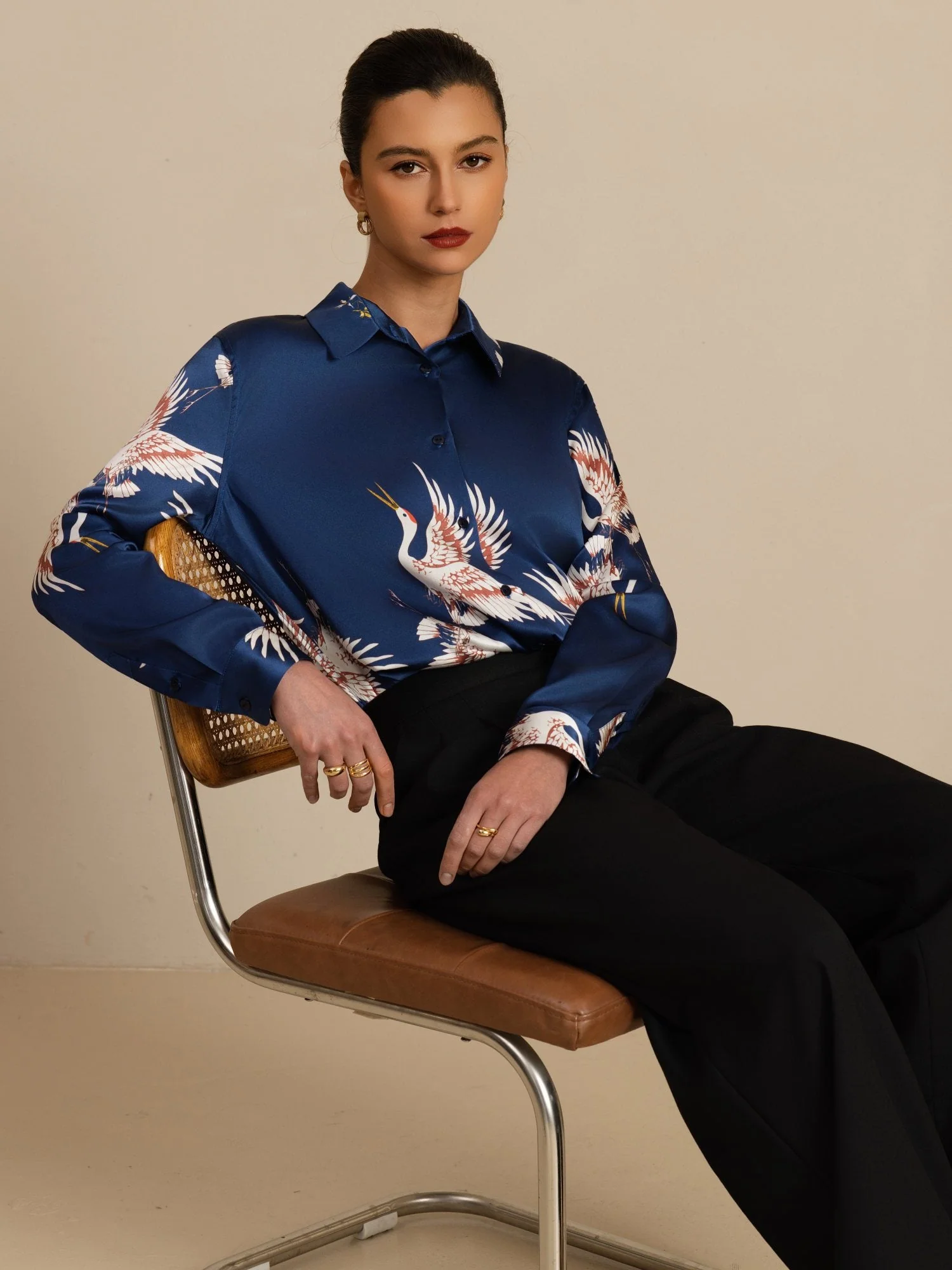 19Momme Pure Silk Long Sleeve Lapel Collar Women's Crane Print Button Blouse - Image 5