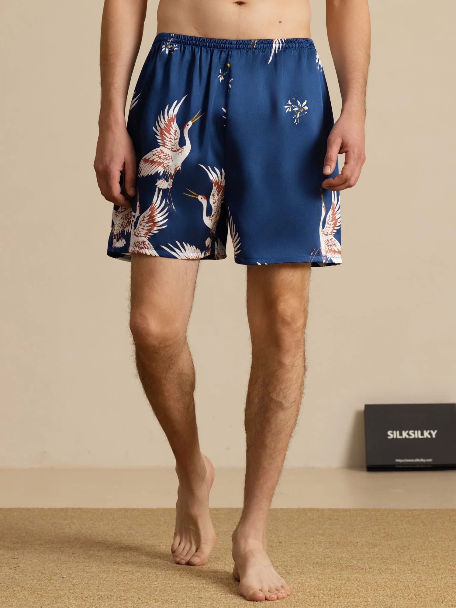 19Momme Pure Silk Men's Crane Print Elastic Waist Sleep Shorts - Image 3