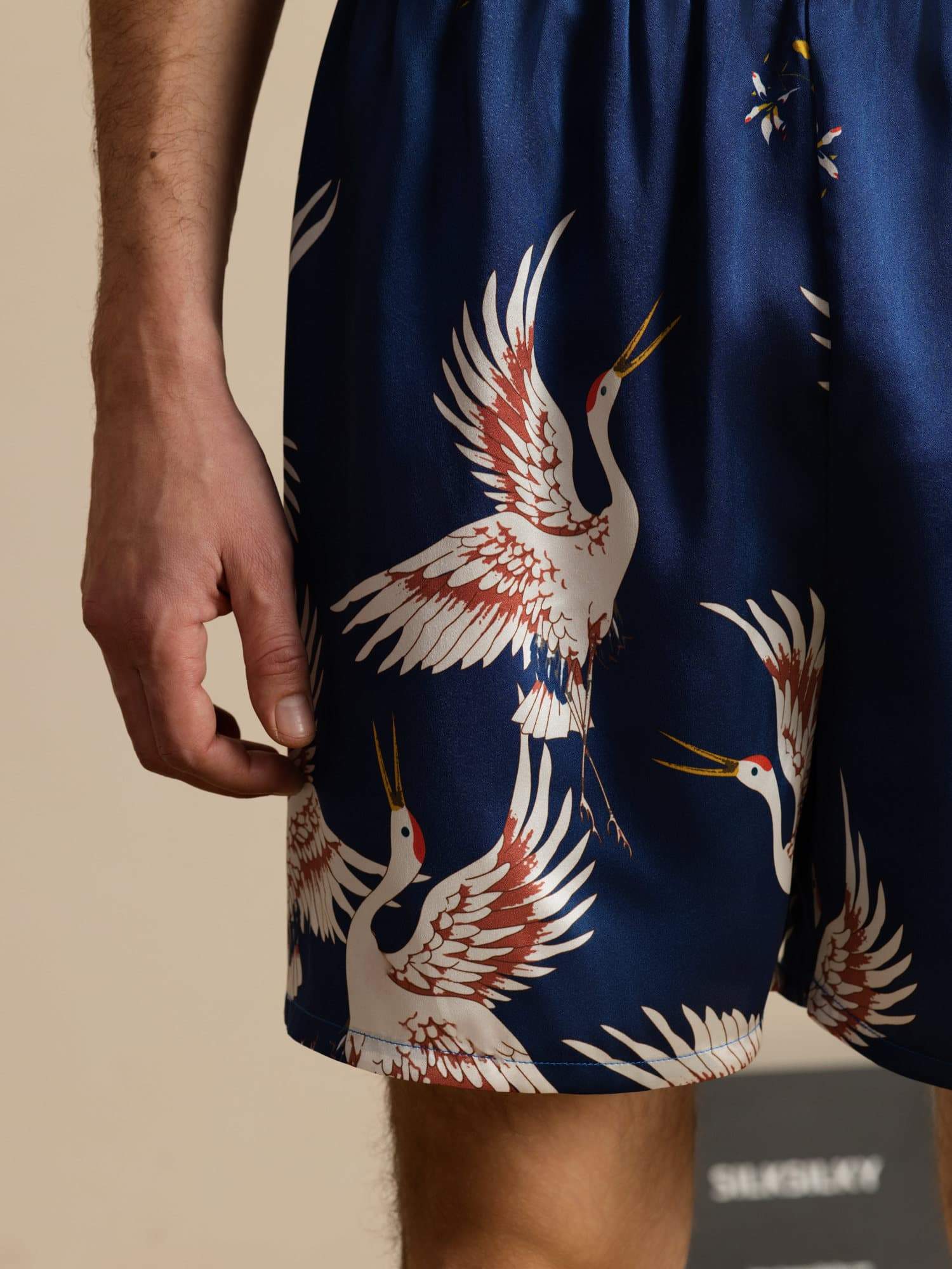 19Momme Pure Silk Men's Crane Print Elastic Waist Sleep Shorts - Image 4