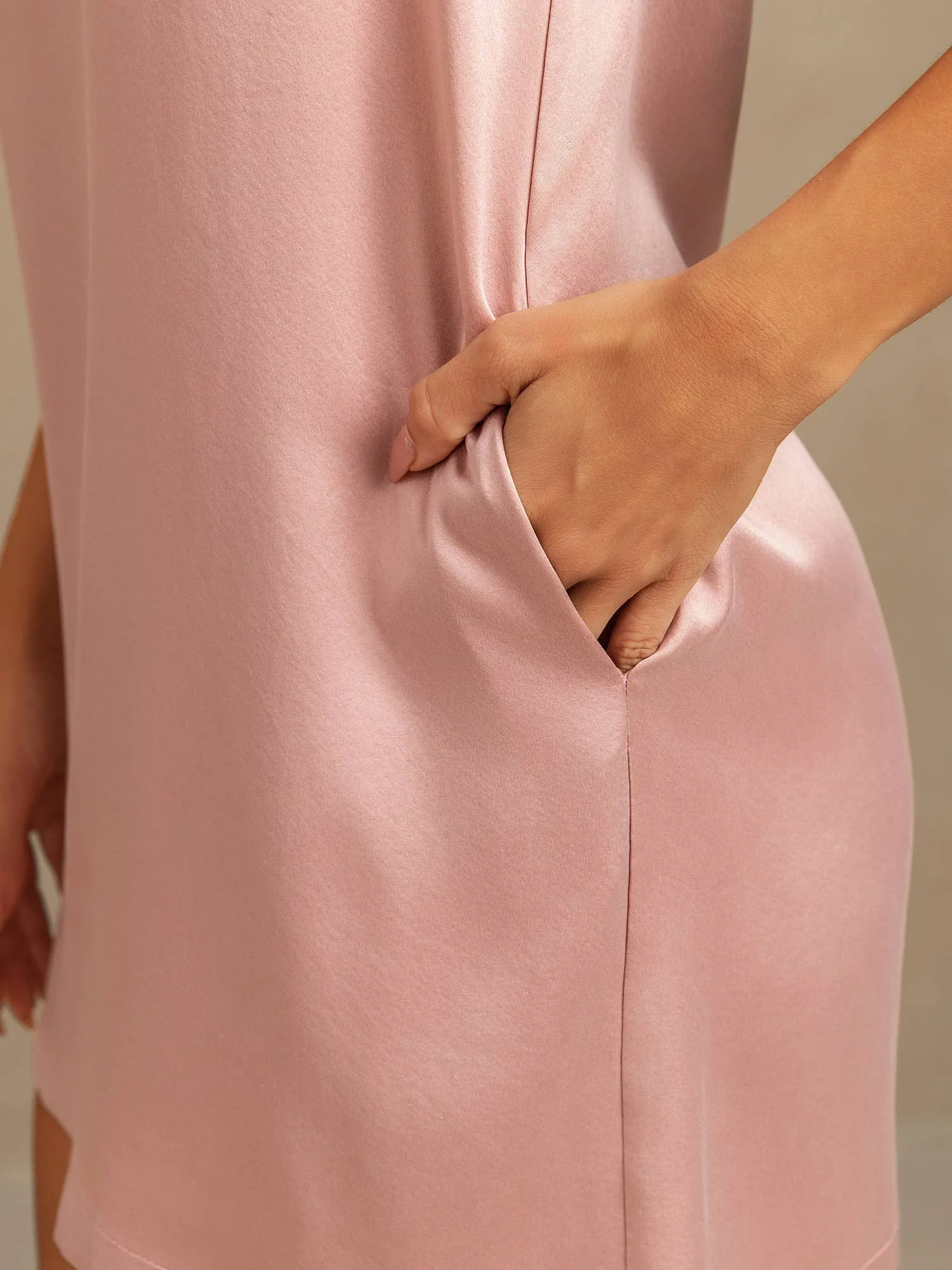 19Momme Washable Silk Sleeveless U Neck Short Nightdress with Side Pocket Design - Image 29