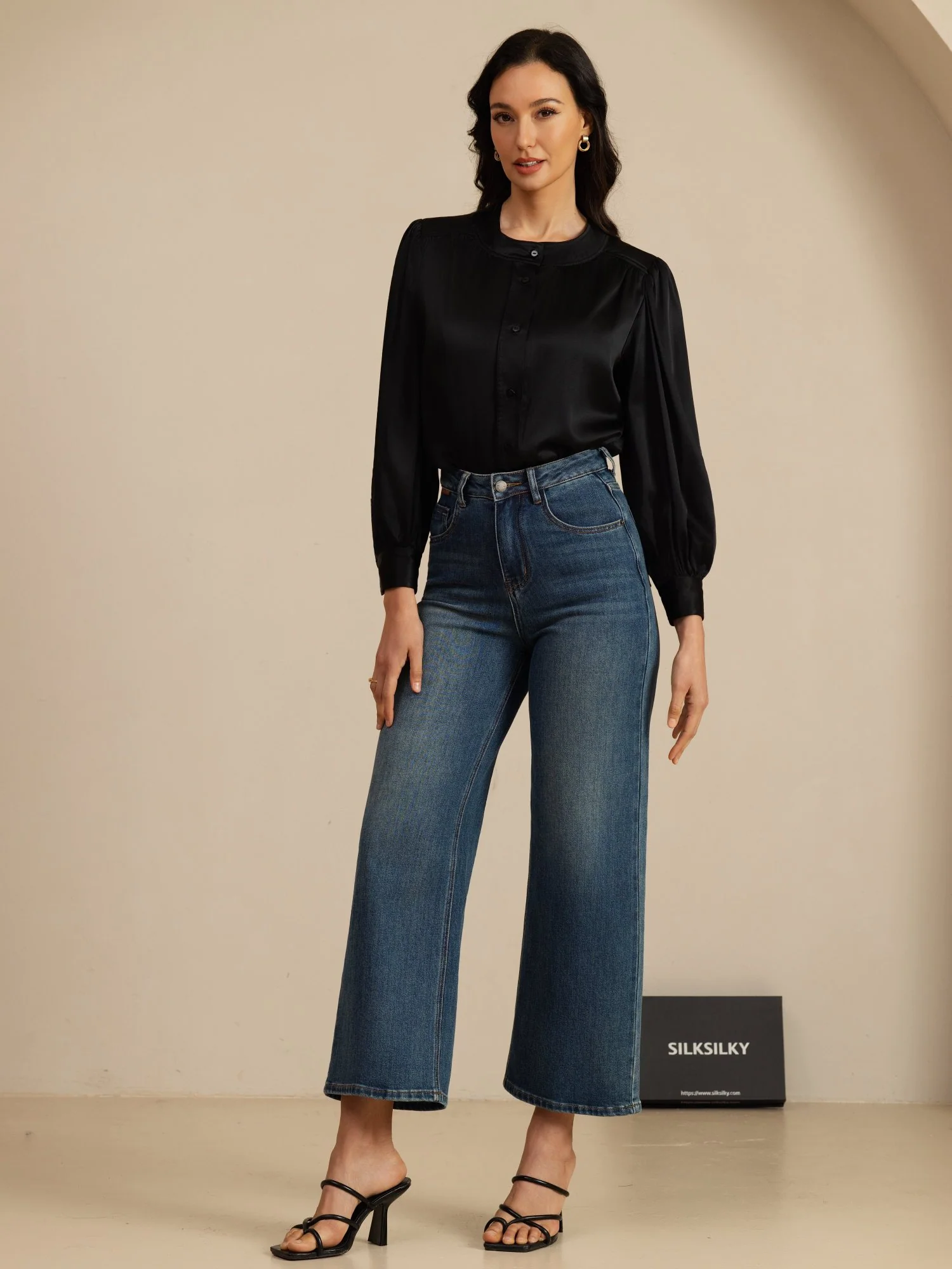 19Momme Silk Women's Round Neck Lantern Sleeve Blouse With Button Closure - Image 13