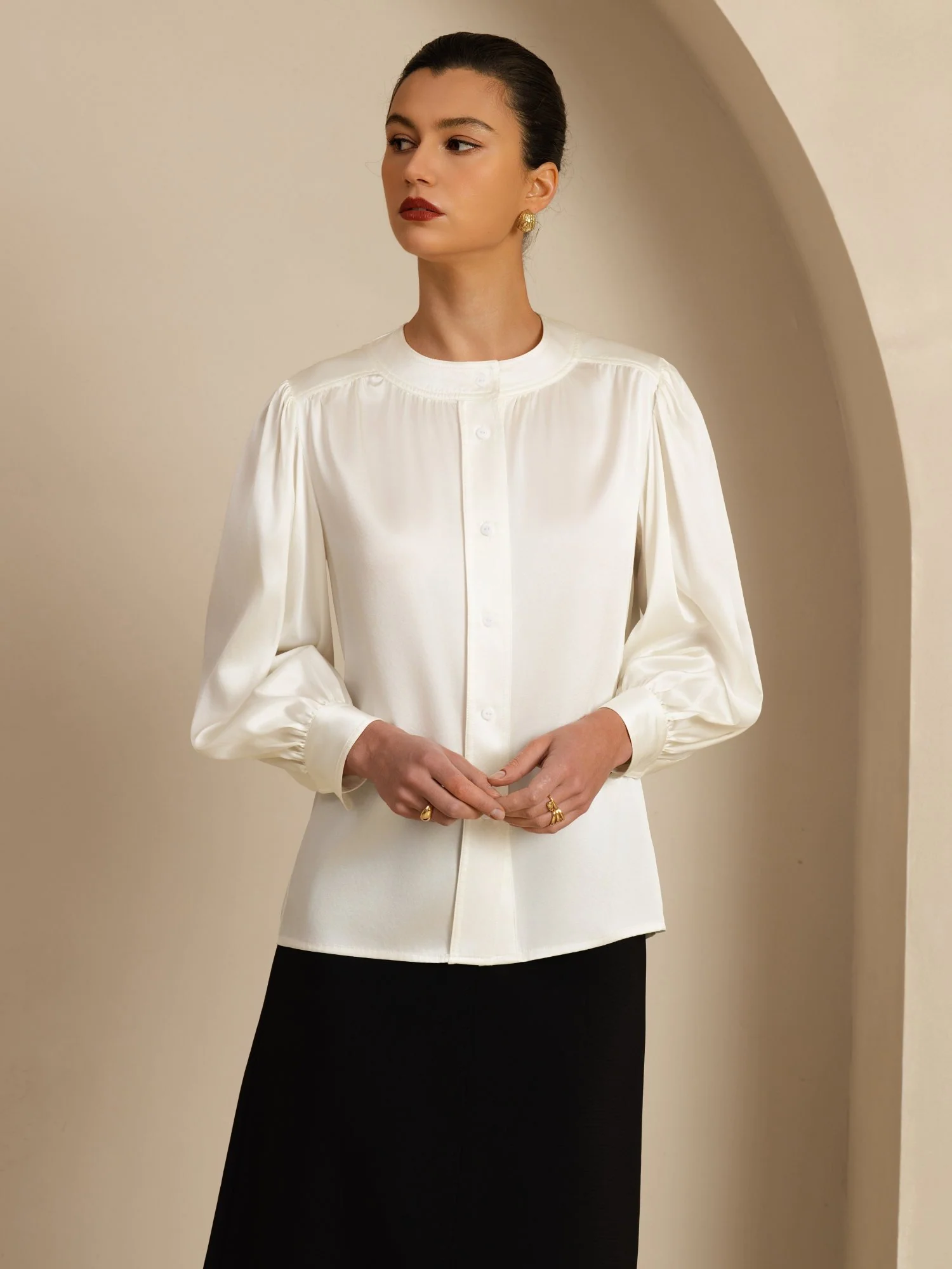 19Momme Silk Women's Round Neck Lantern Sleeve Blouse With Button Closure - Image 15