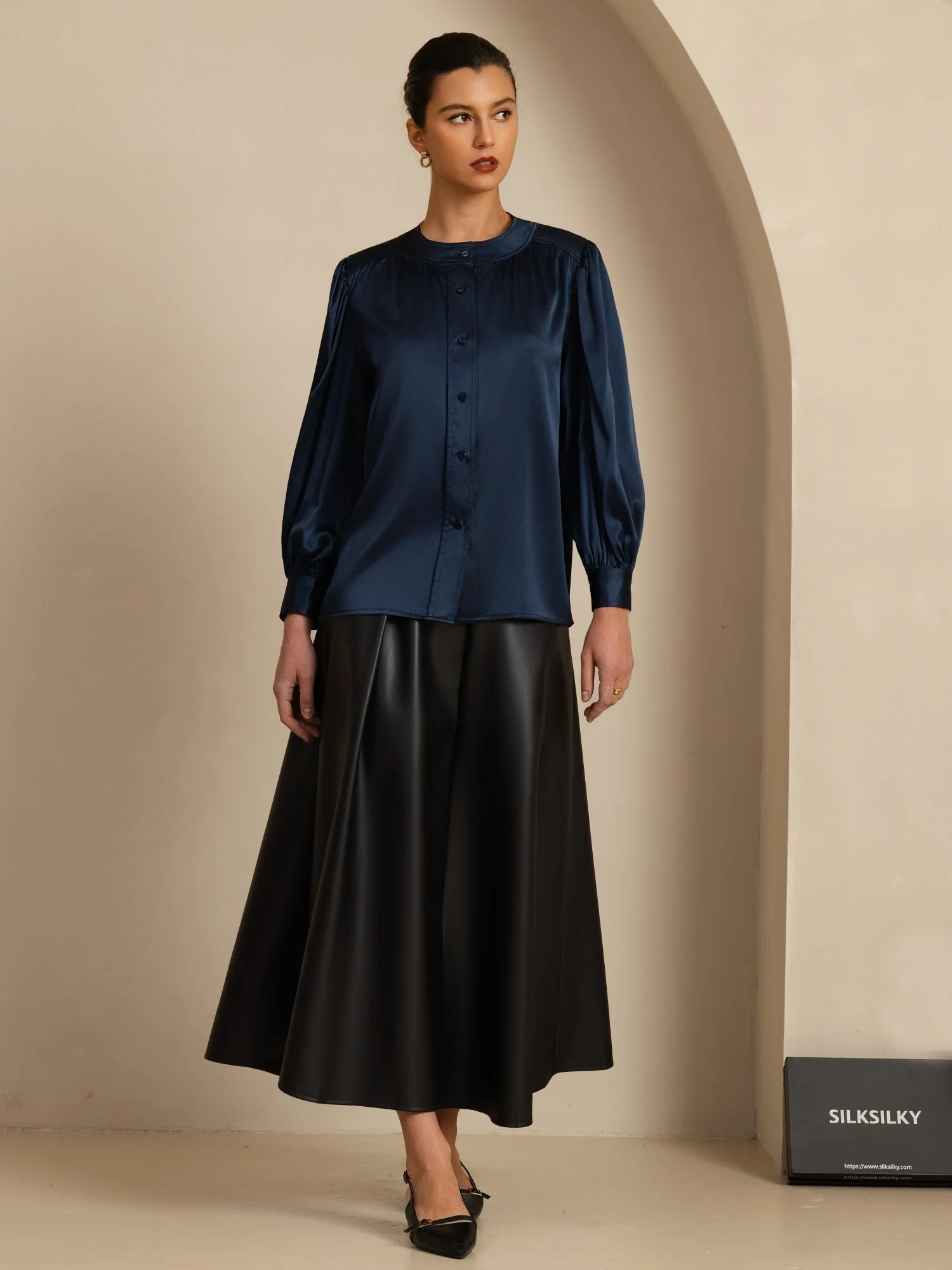 19Momme Silk Women's Round Neck Lantern Sleeve Blouse With Button Closure - Image 30
