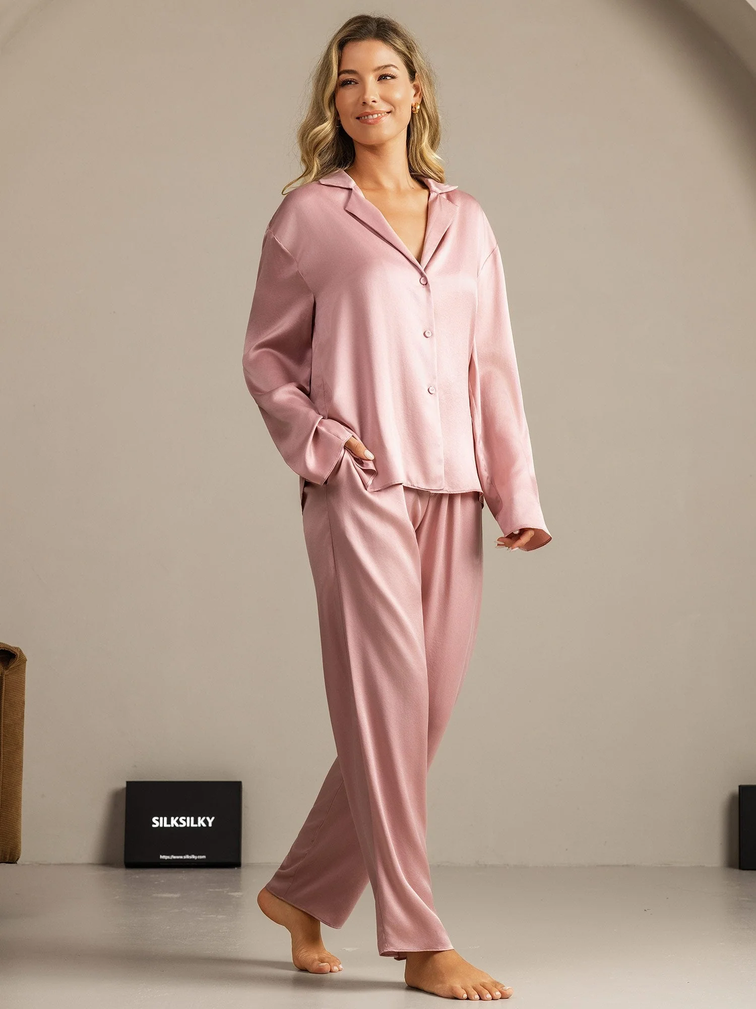 19Momme Washable Silk Long Sleeve Notch Collar Women's Pajamas Set - Image 22
