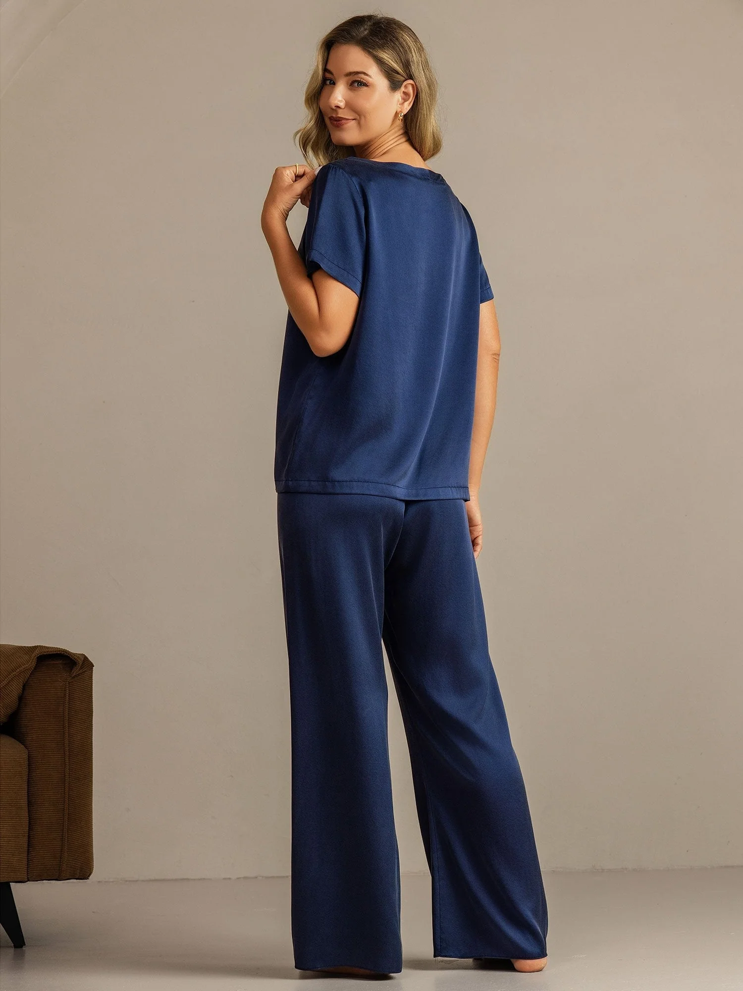19Momme Women's Washable Silk Short Sleeve Pyjamas Set - Image 10