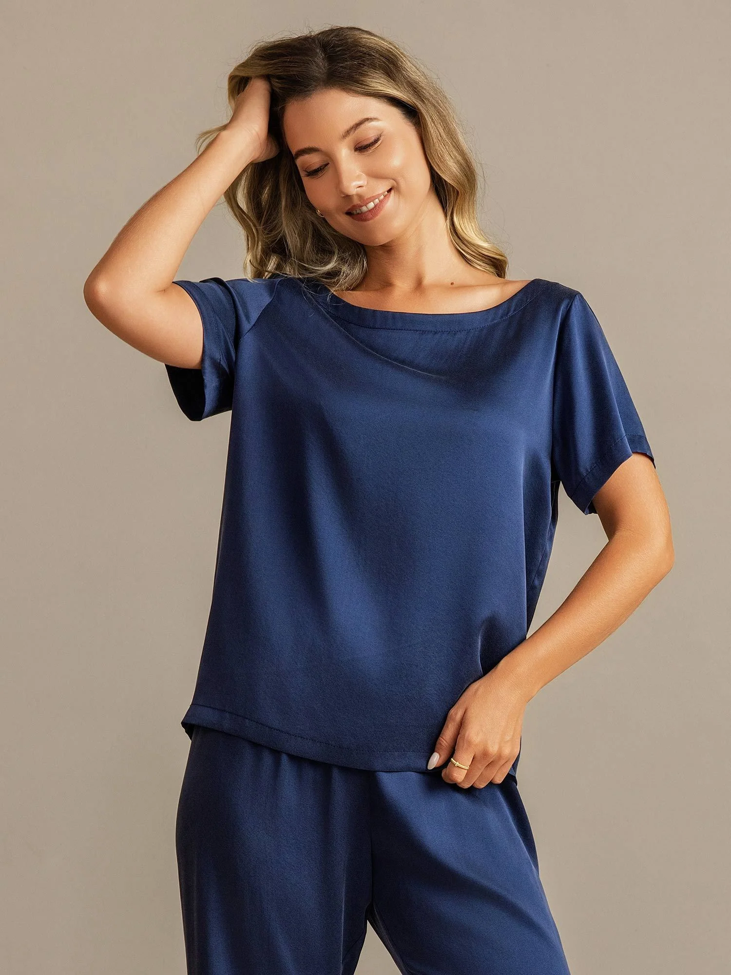 19Momme Women's Washable Silk Short Sleeve Pyjamas Set - Image 11