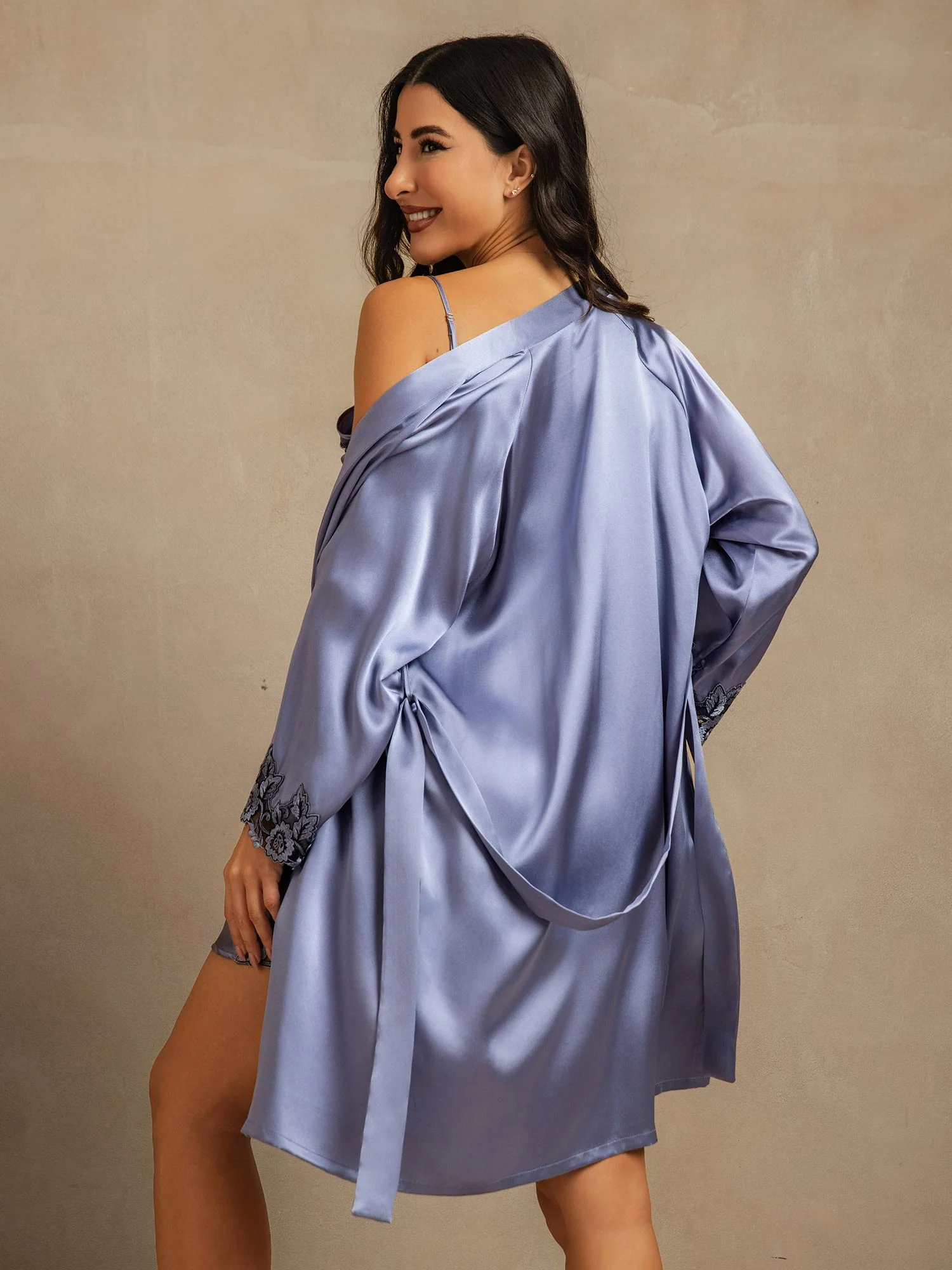 Pure Silk Spaghetti Strap Lace Nightdress&Dressing Gown Set - Image 12