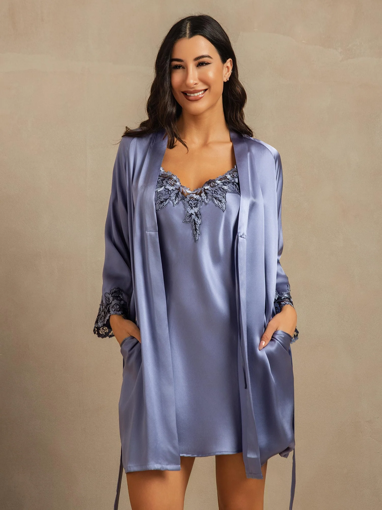 Pure Silk Spaghetti Strap Lace Nightdress&Dressing Gown Set - Image 17