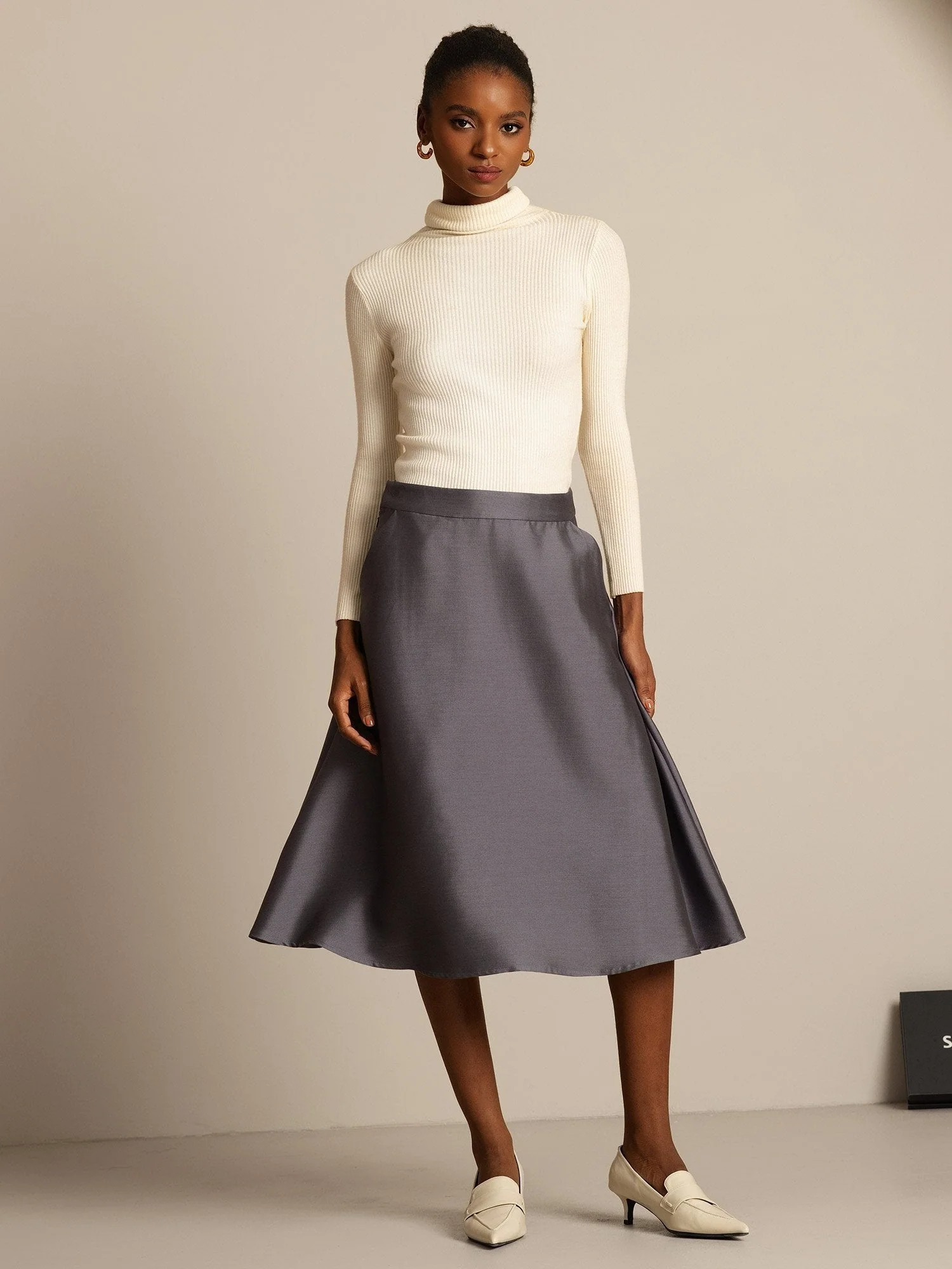 32Momme Silk-Wool Blend A Line Midi Skirt with Zipper Deign - Image 15