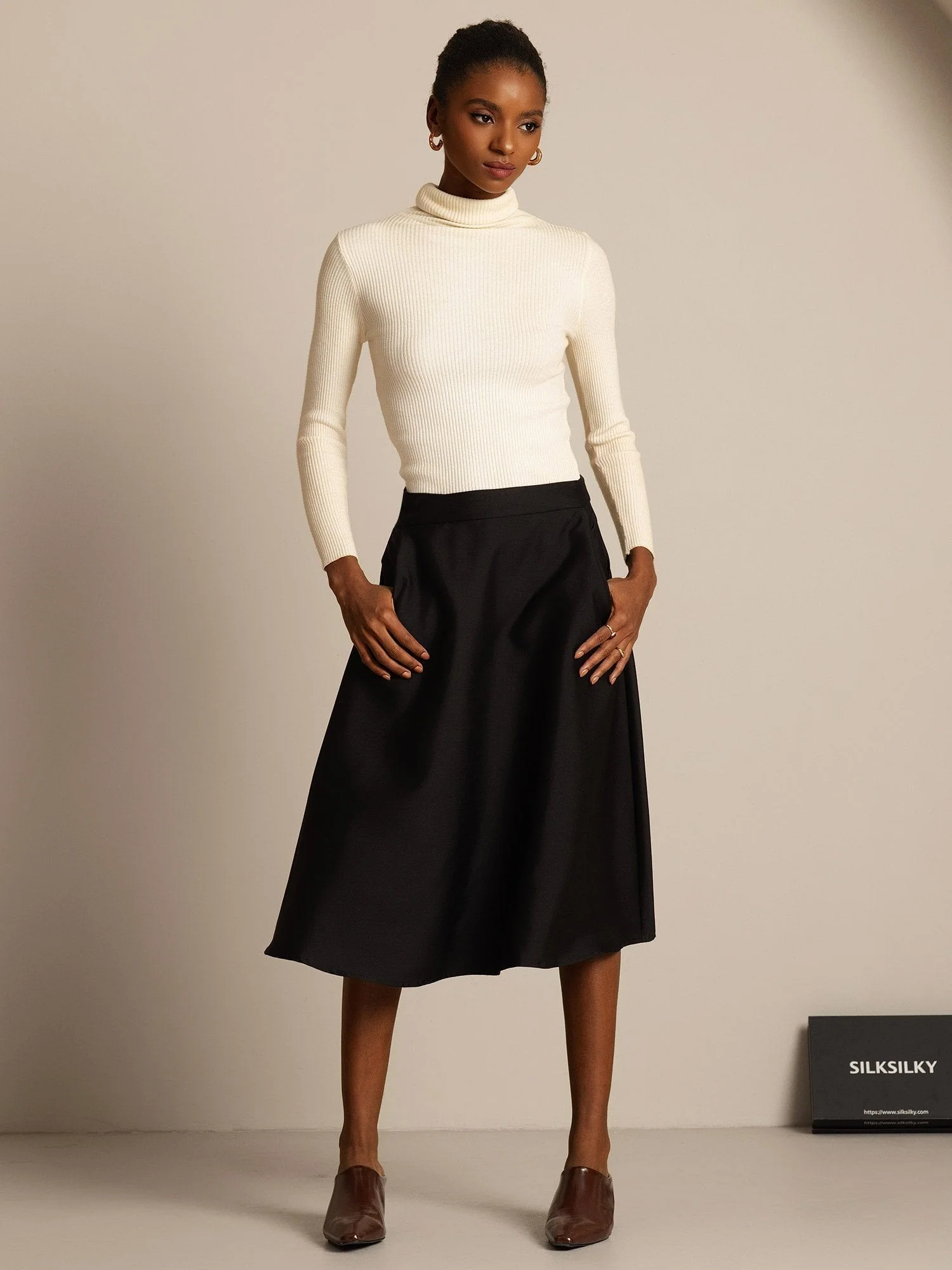 32Momme Silk-Wool Blend A Line Midi Skirt with Zipper Deign - Image 7