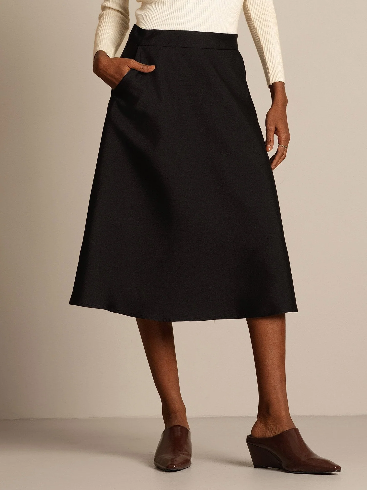 32Momme Silk-Wool Blend A Line Midi Skirt with Zipper Deign - Image 8