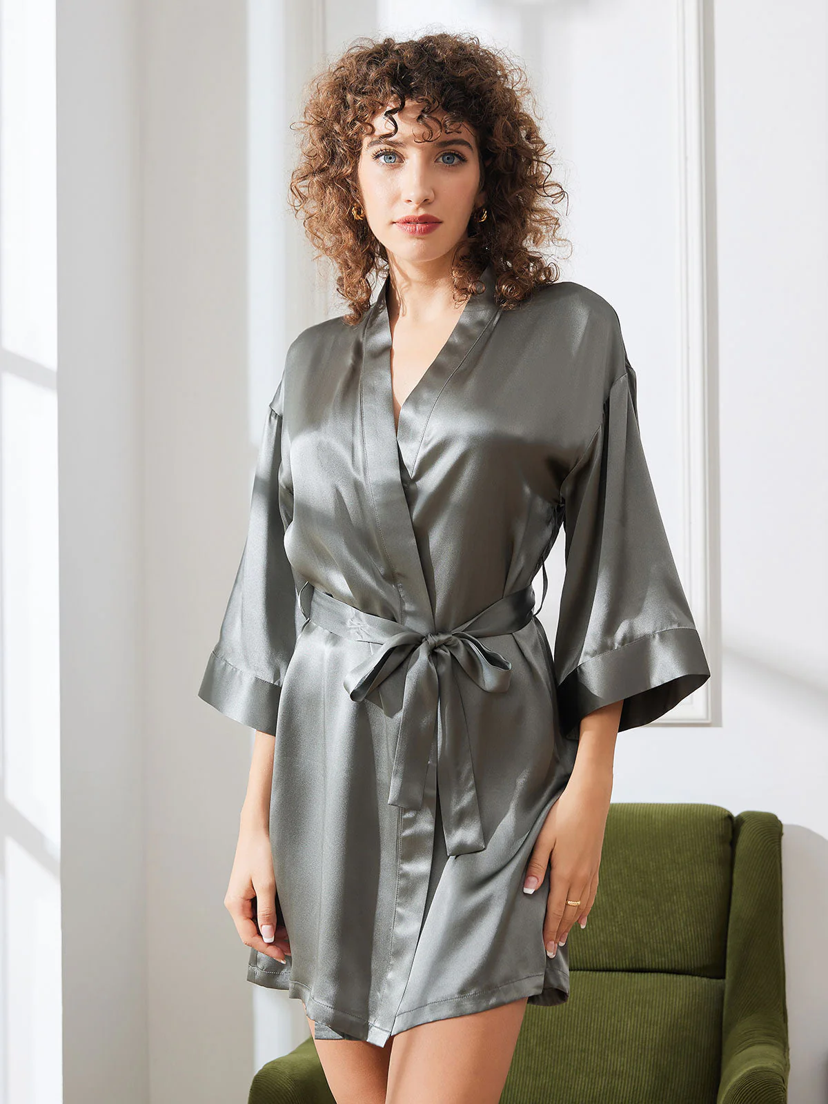 Pure Silk Short Women's Kimono Dressing Gown with Wrap Design - Image 45
