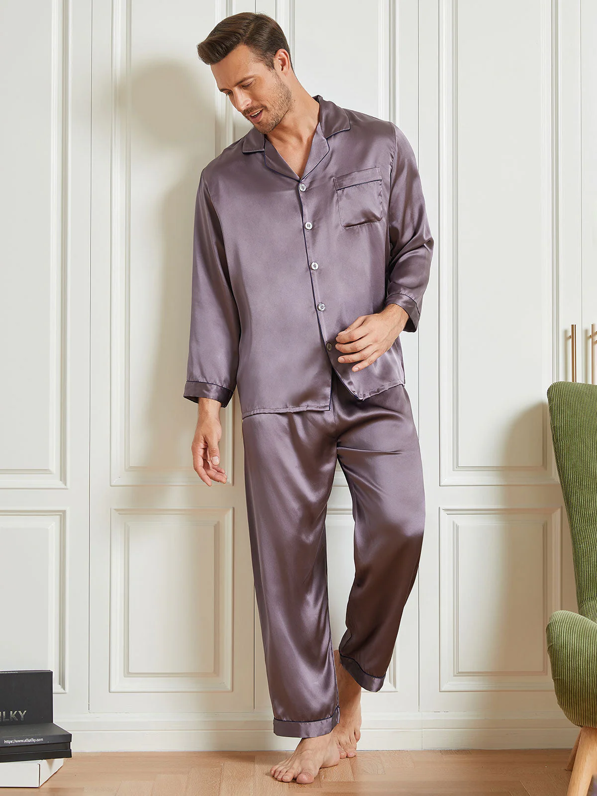 Pure Silk Long Sleeve Notch Collar Men's Pyjamas Set with Button Up Design - Image 18