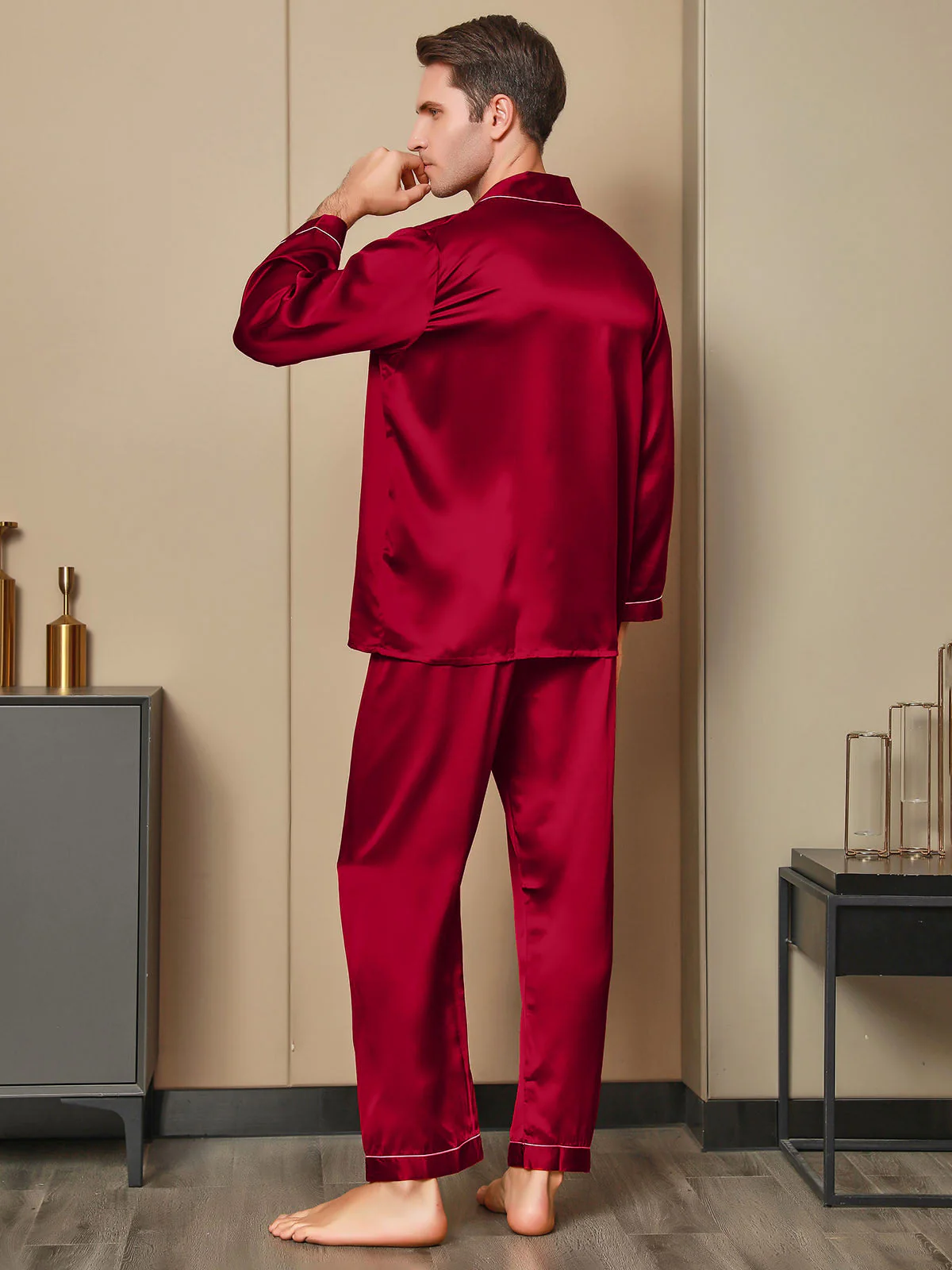 Pure Silk Long Sleeve Notch Collar Men's Pyjamas Set with Button Up Design - Image 20