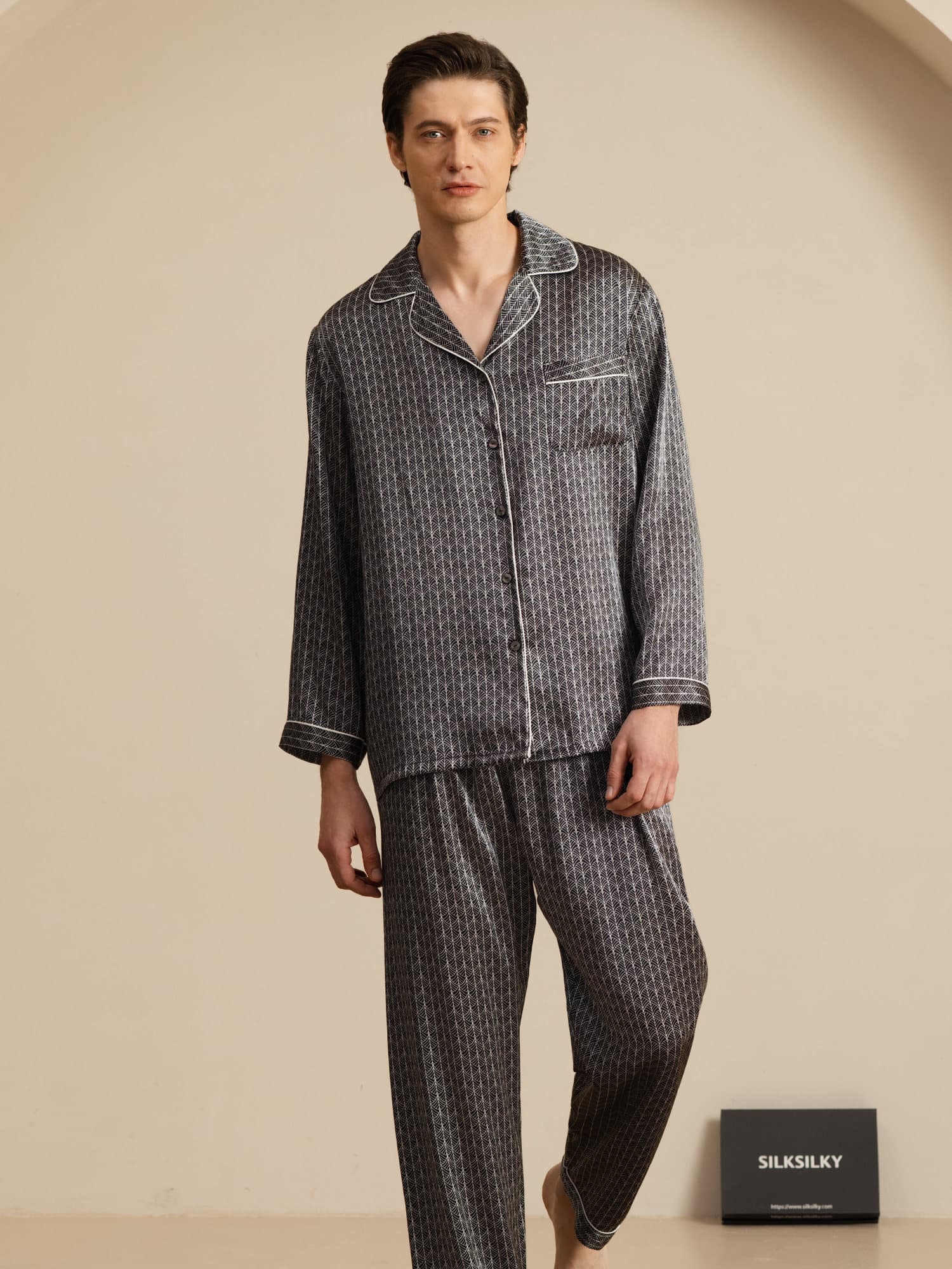 Pure Silk Navy Ginkgo Print Long Sleeve Men's Pyjamas Set With Pants - Image 20