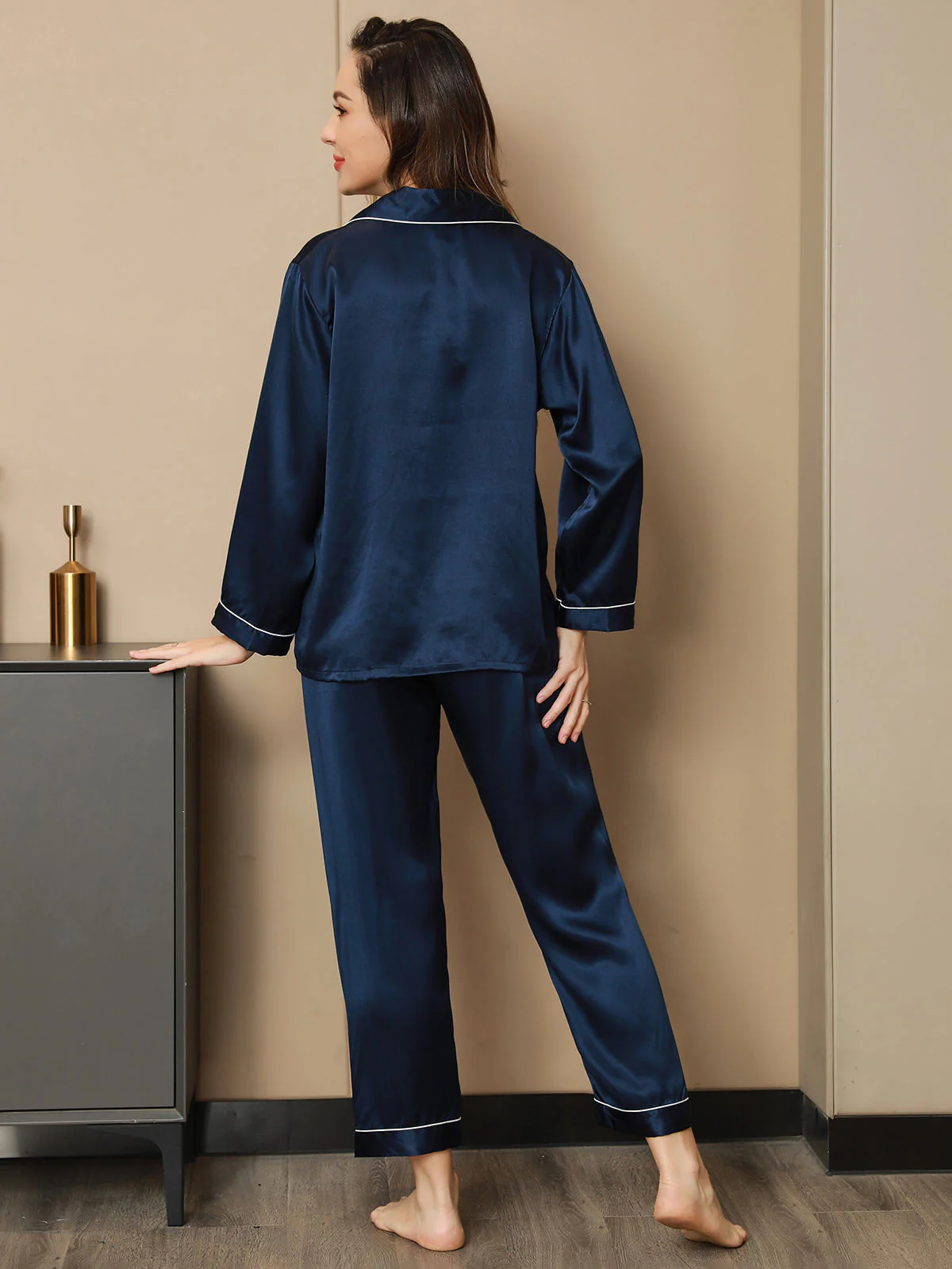 Women's Pure Silk Long Sleeve Notch Collar Pyjamas Set - Image 26
