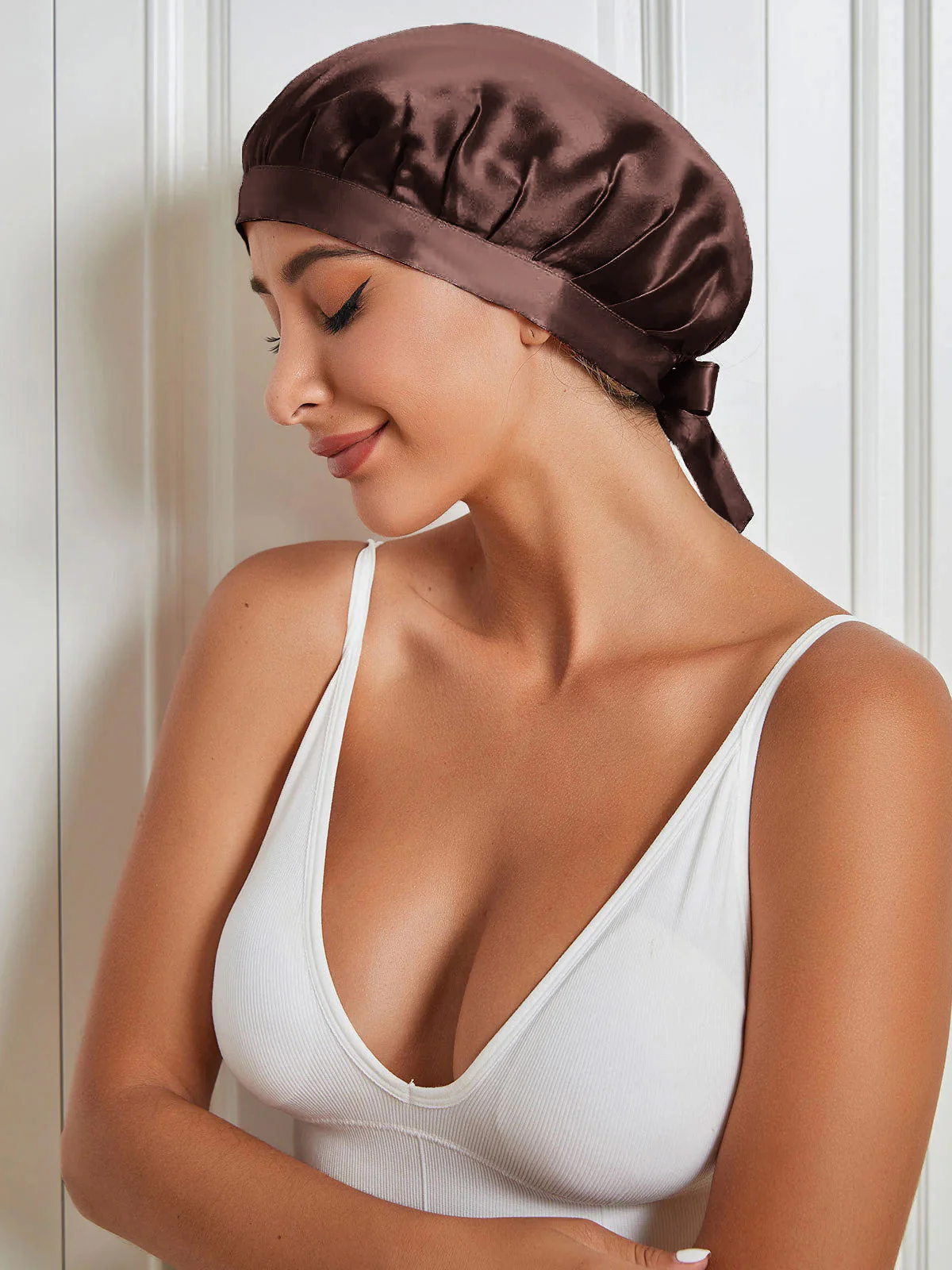 Pure Silk Classic Bonnet with Ribbons - Image 10