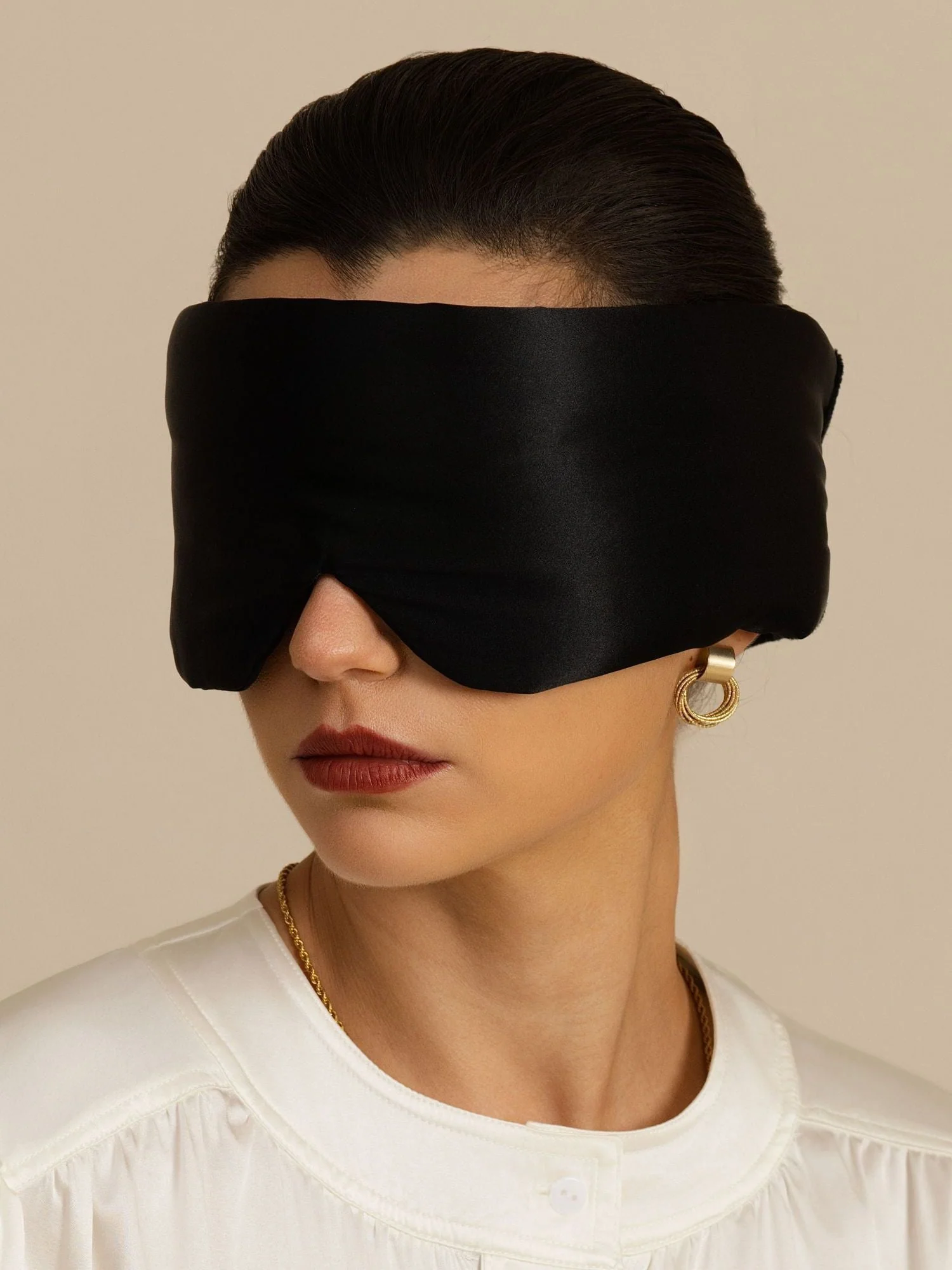 Pure Silk Double-Sided Eye Mask With Silent Velcro Closure - Image 16