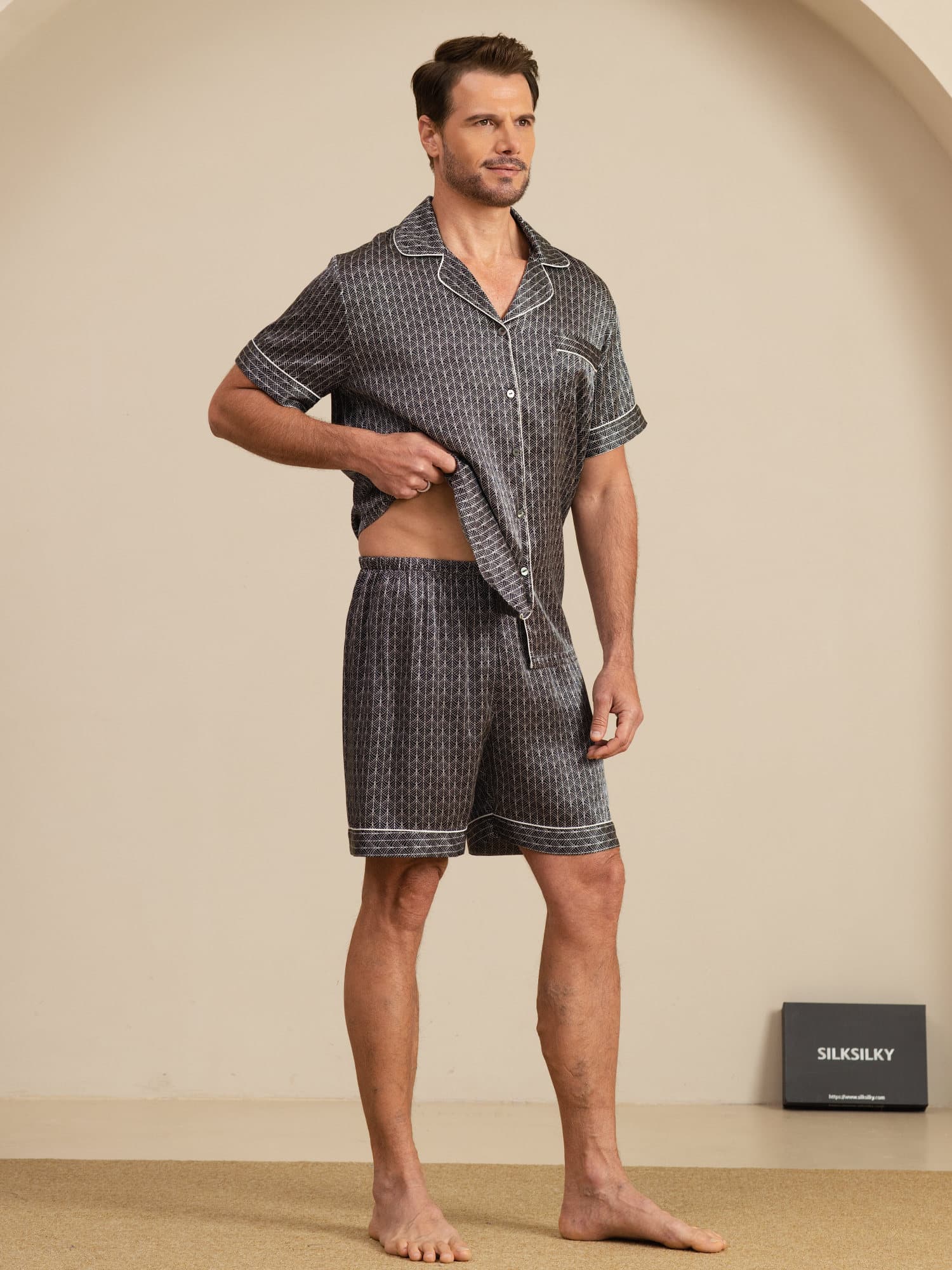 Men's Pure Silk Navy Ginkgo Print Short Sleeve Notch Collar Pajamas Set - Image 15