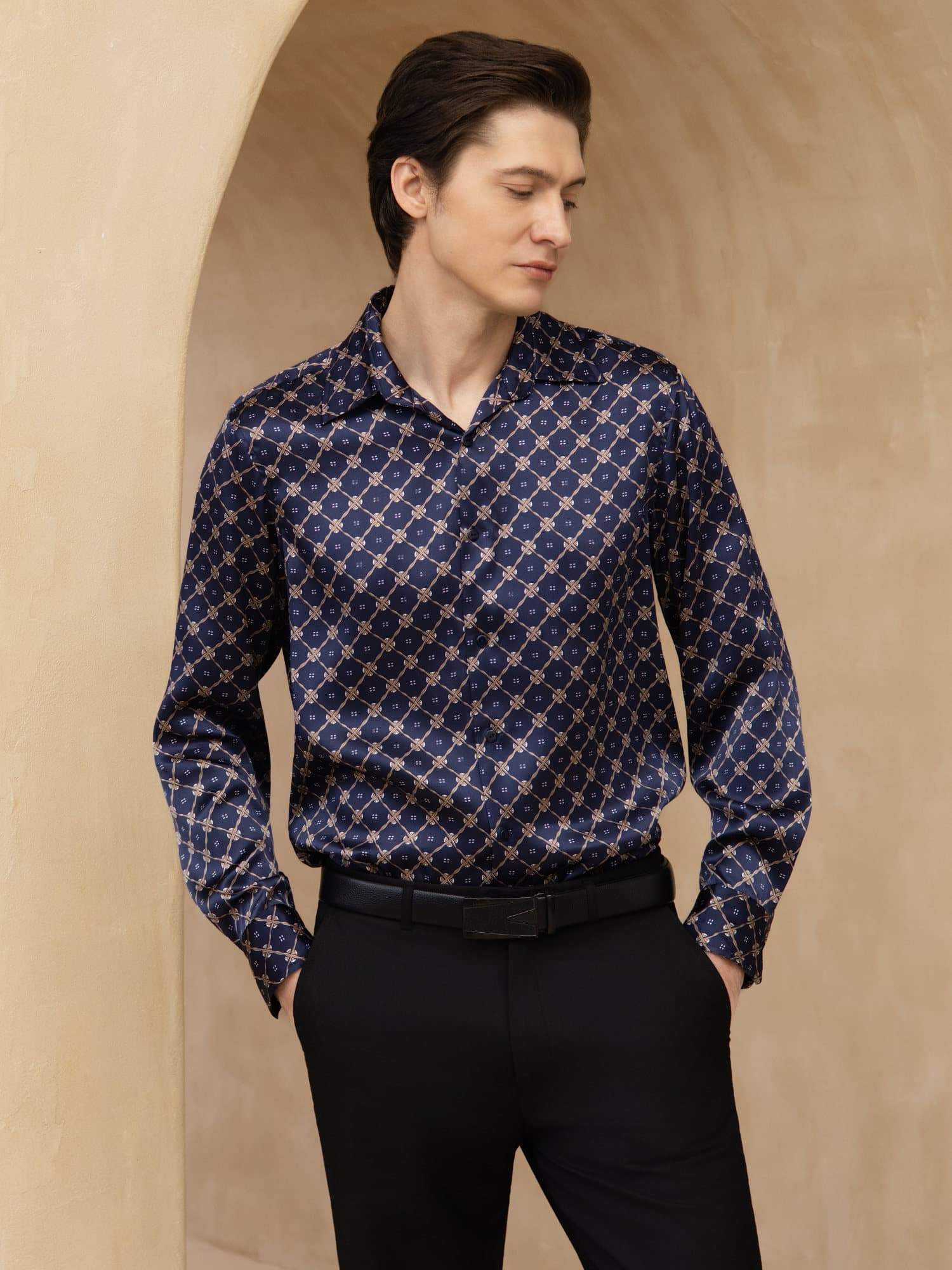 Pure Silk Men's Long Sleeve Lapel Collar Chain Print Shirt - Image 5