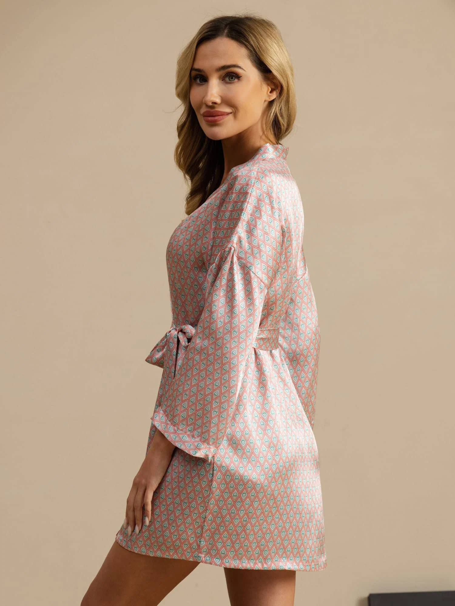 Pure Silk Women’s  Long Sleeve  Heart Geo Printed Short Belted Robe - Image 11