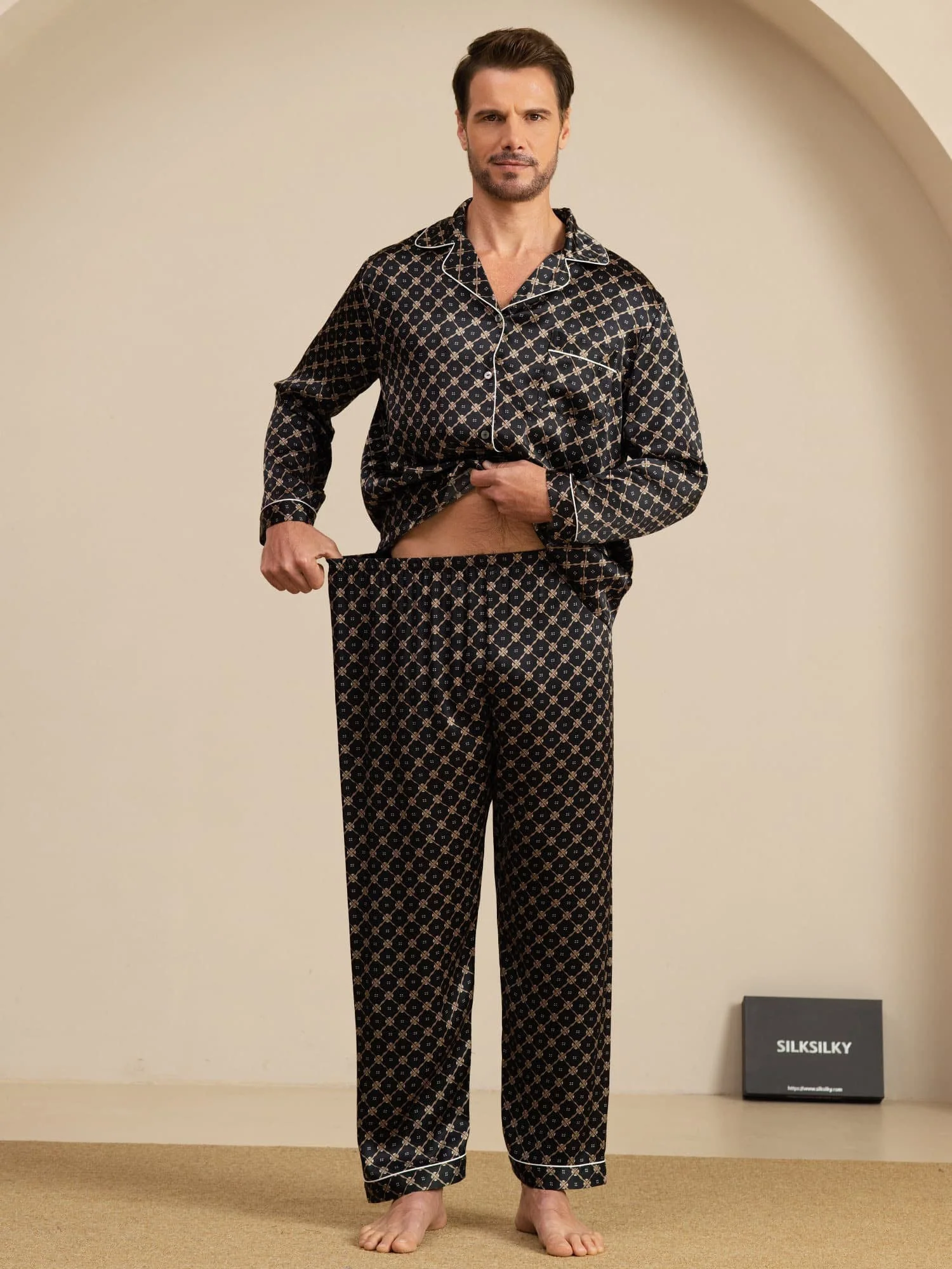 Pure Silk Navy Chain Print Long Sleeve Men's Pajamas Set With Pants - Image 18