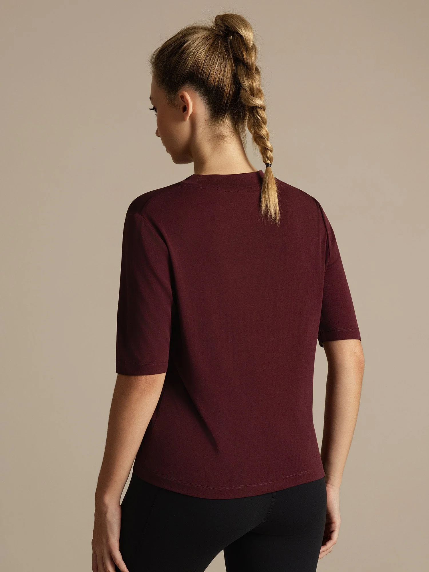 Pure Silk Round Neck Mid-length Sleeves Women's Sport T-Shirt - Image 10