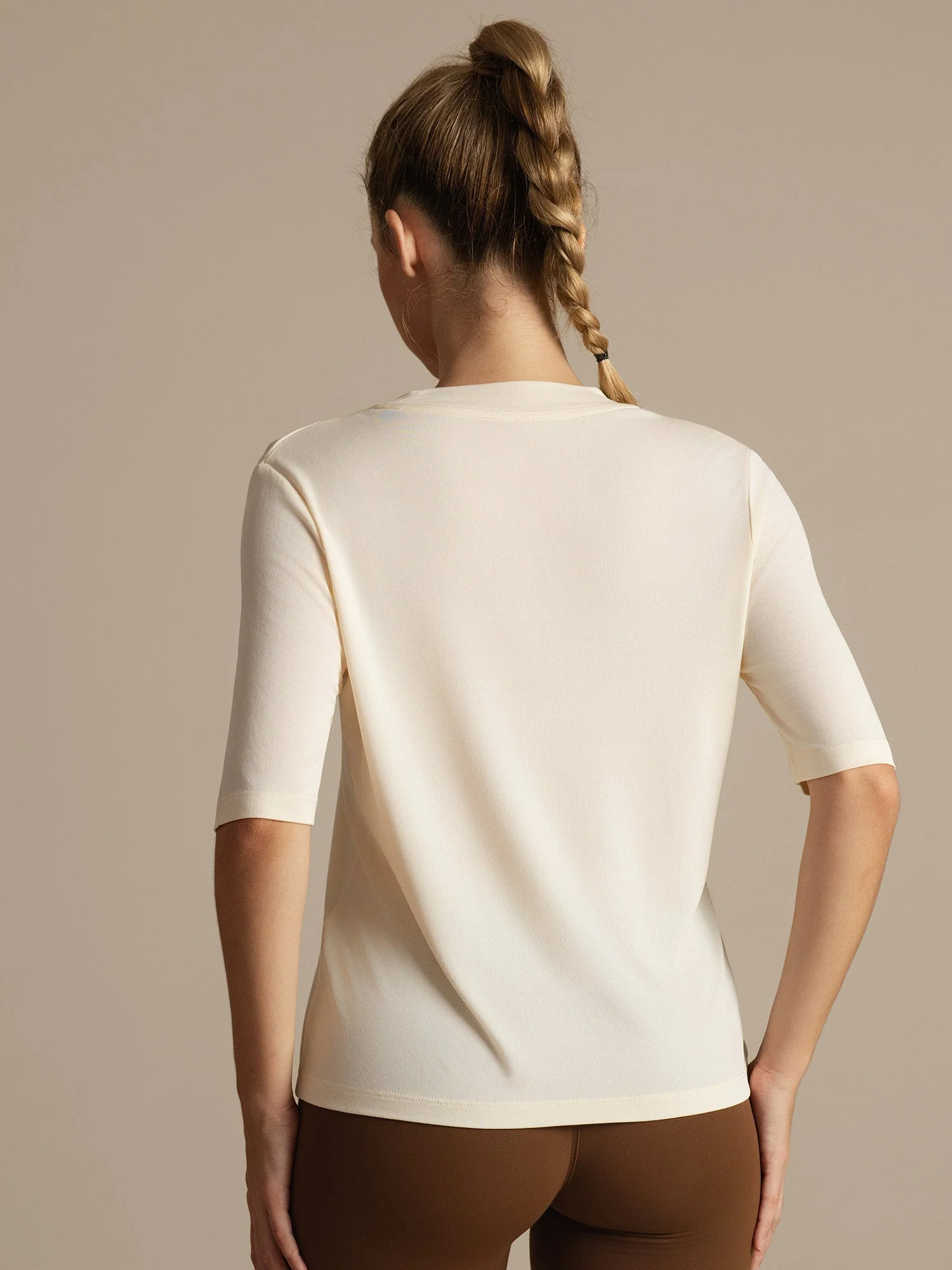 Pure Silk Round Neck Mid-length Sleeves Women's Sport T-Shirt - Image 19