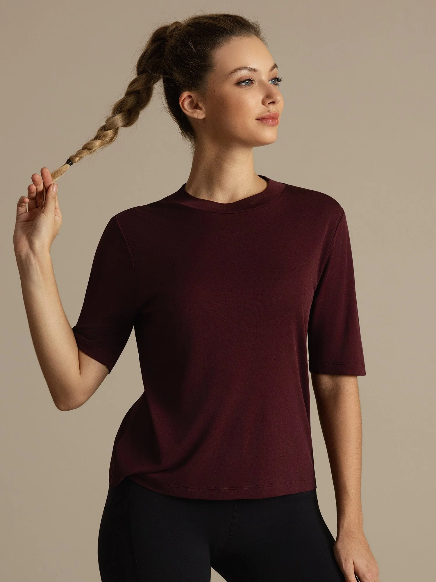 Pure Silk Round Neck Mid-length Sleeves Women's Sport T-Shirt - Image 9