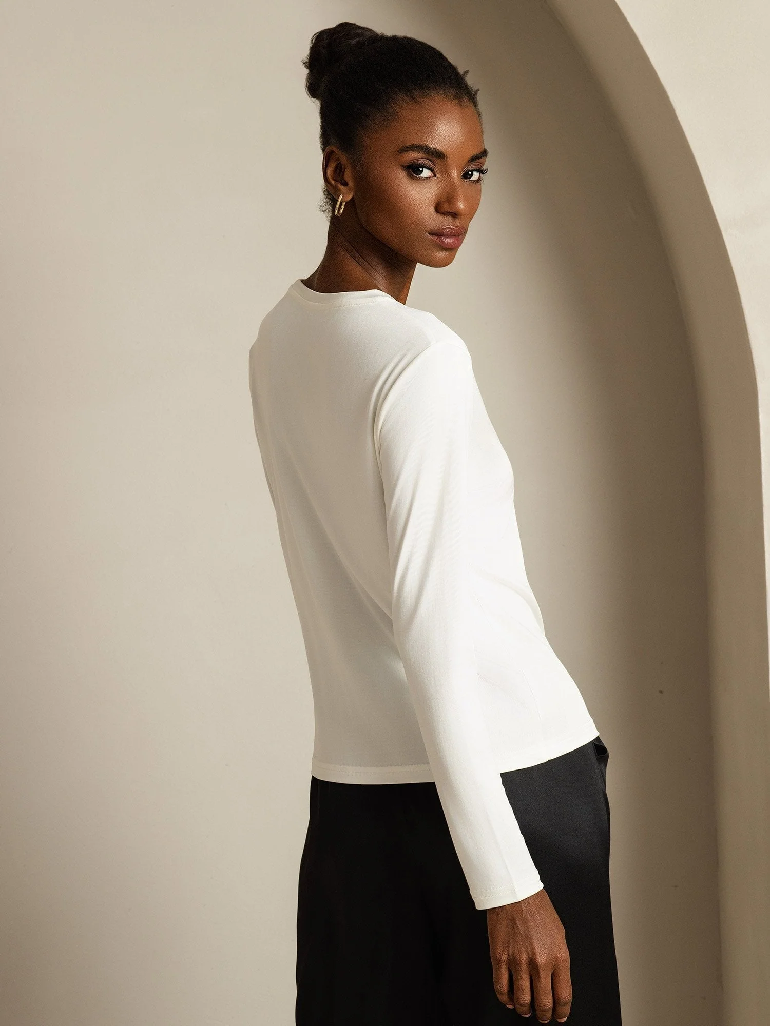 Women's Pure Silk Long Sleeve Round Neck Top - Image 11