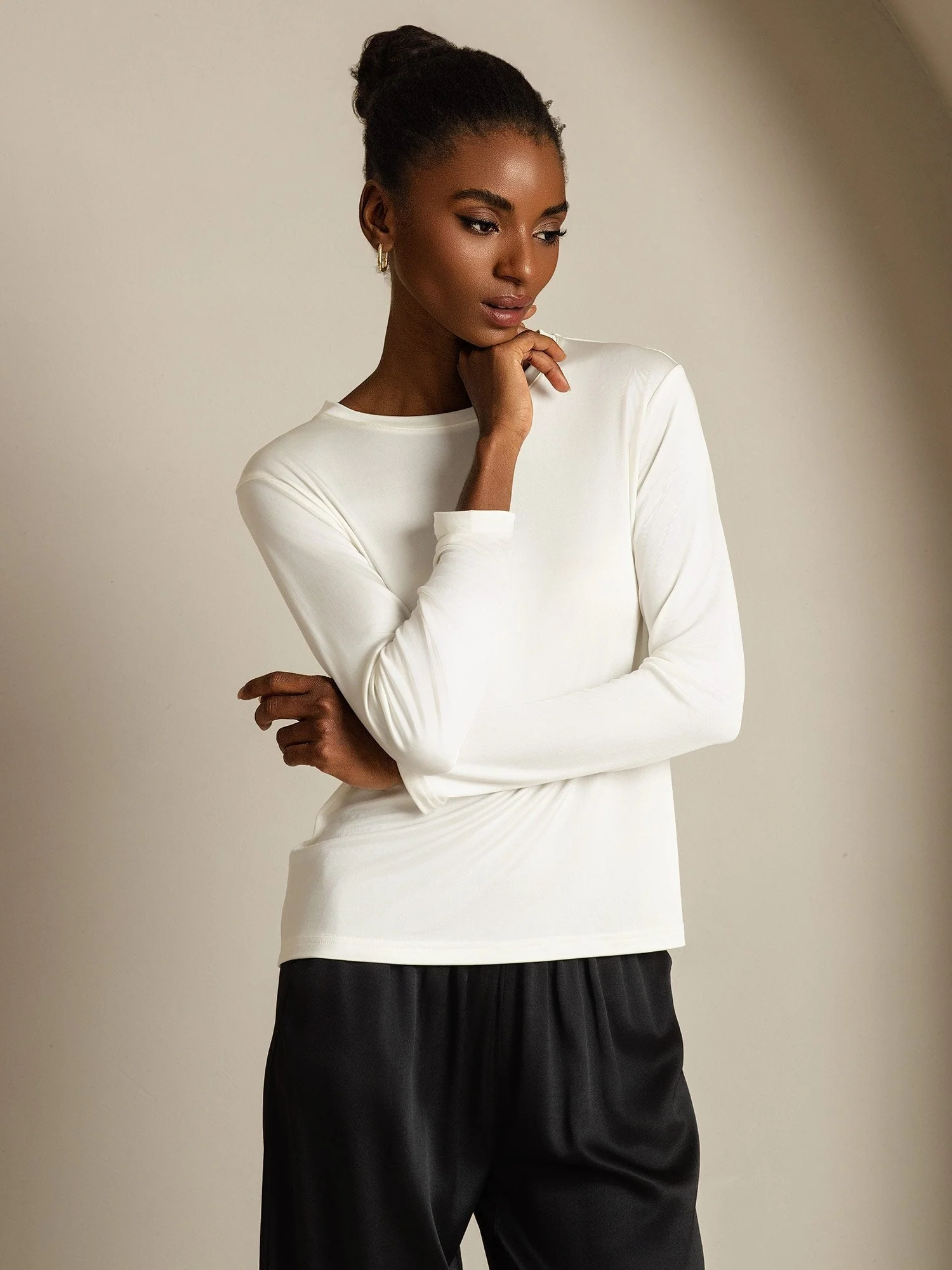 Women's Pure Silk Long Sleeve Round Neck Top - Image 15