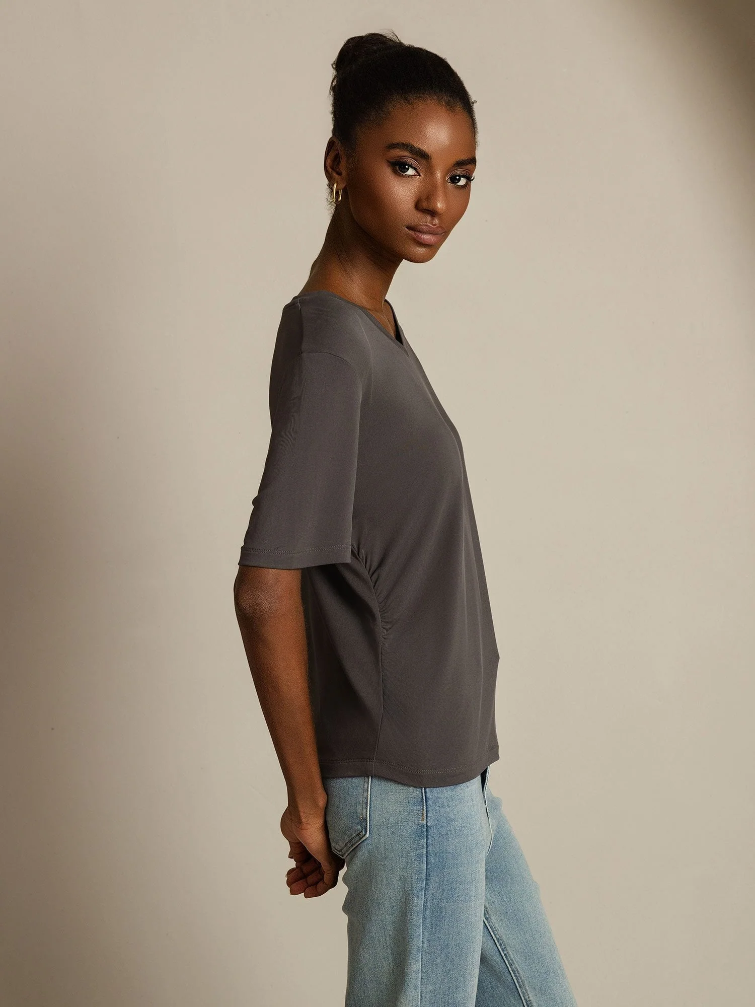 Pure Silk V-Neck Women's T-Shirt - Image 11