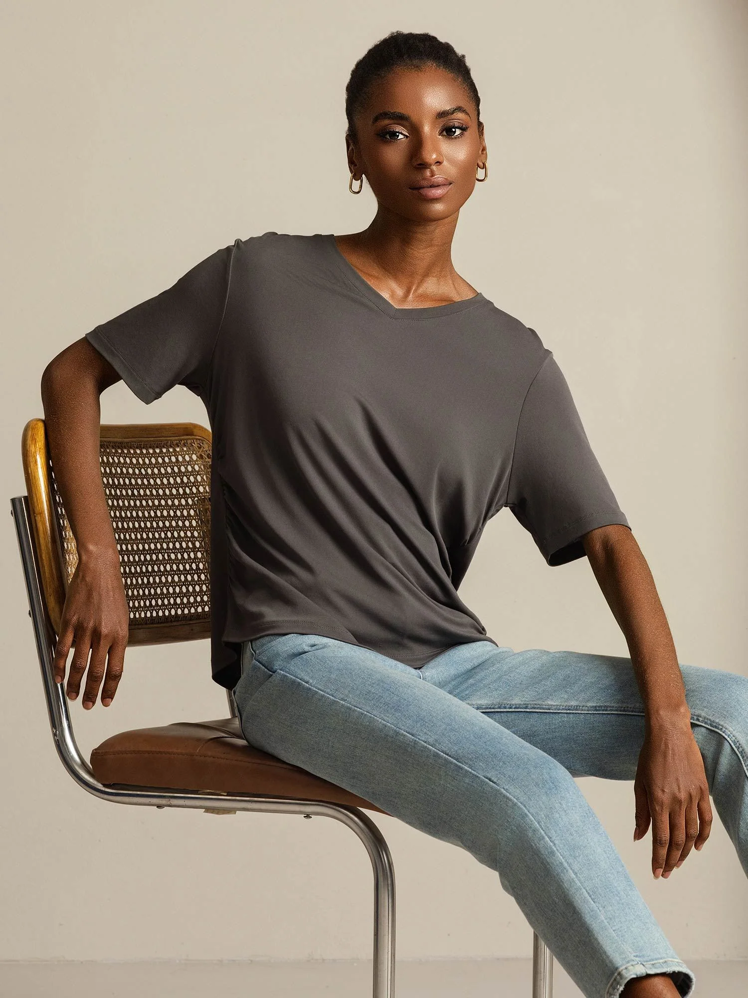 Pure Silk V-Neck Women's T-Shirt - Image 15