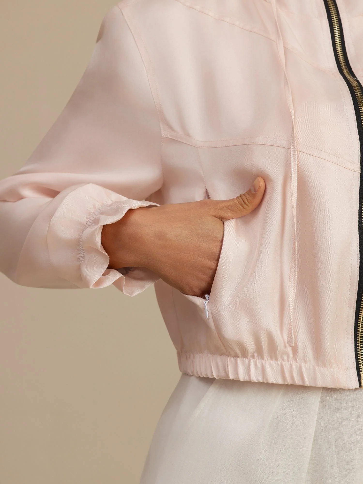 Pure Silk Women's Cropped Hooded Jacket With Pockets - Image 32