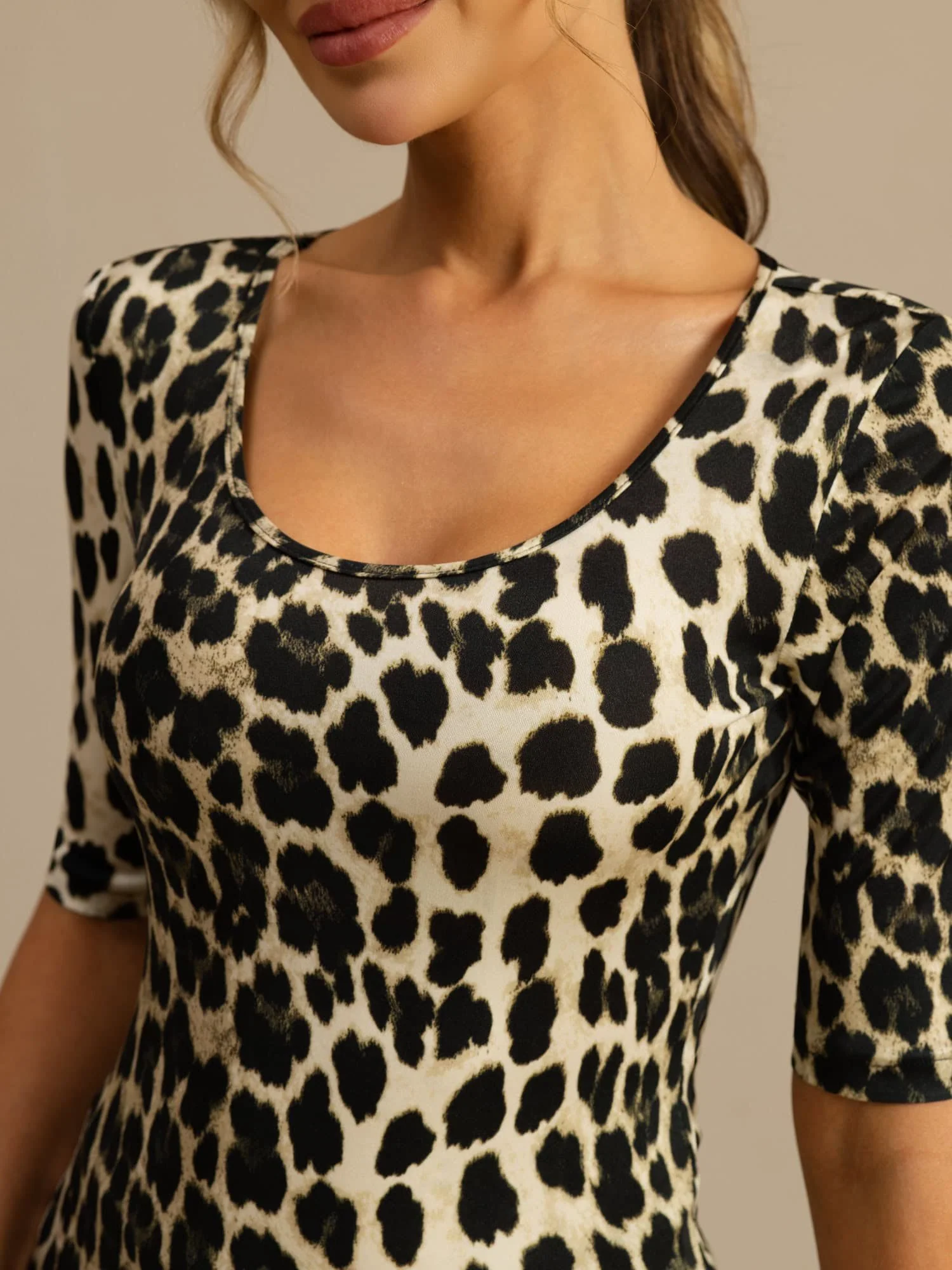 Pure Silk Women's Half Sleeve Scoop Neck Wild Animal Print Top - Image 13