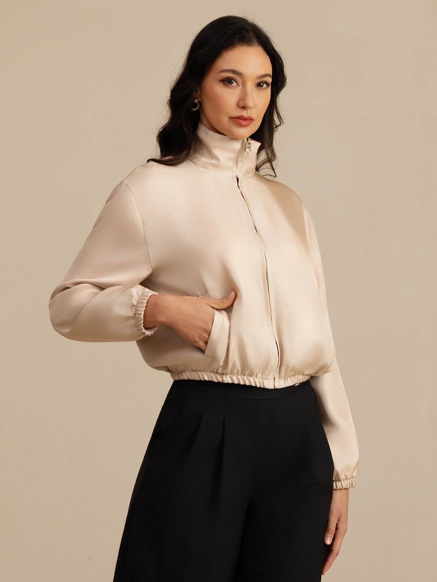Pure Silk Women's Short Stand Collar Reversible Jacket With Pockets - Image 4