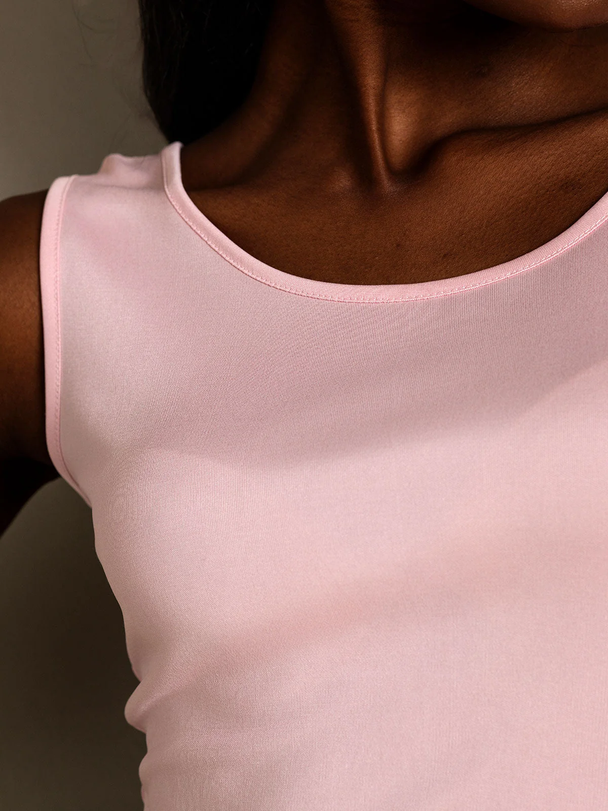 Pure Silk Sleeveless Round Neck Women's Tank Top - Image 74